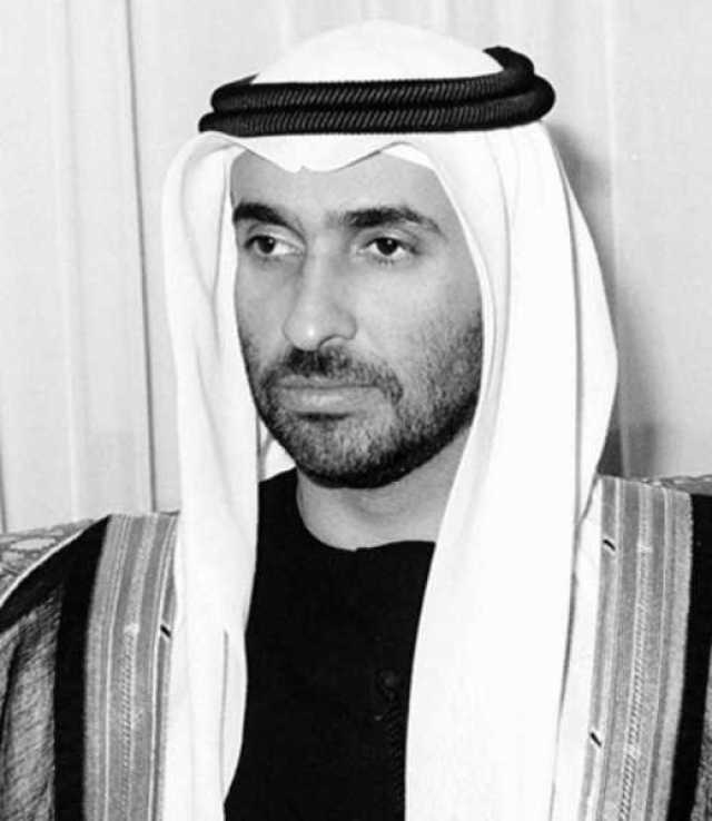 عاجل: الرئيس الإماراتي ”محمد بن زايد” ينعي وفاة أخيه وتنكيس الأعلام في البلاد