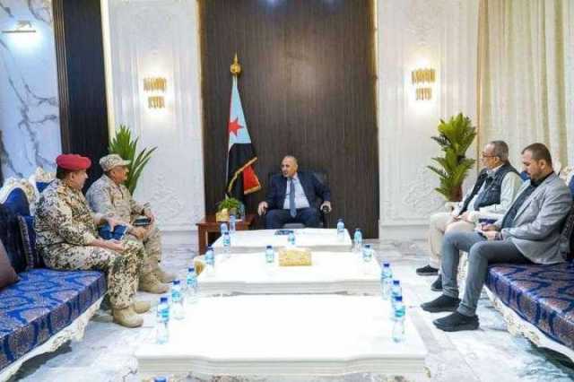 الزبيدي يوجه برفع الجاهزية وسط إصرار المليشيا على التصعيد العسكري