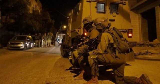 الاحتلال الإسرائيلى يعتدى على ذوى الأسرى المنوى الإفراج عنهم فى رام الله