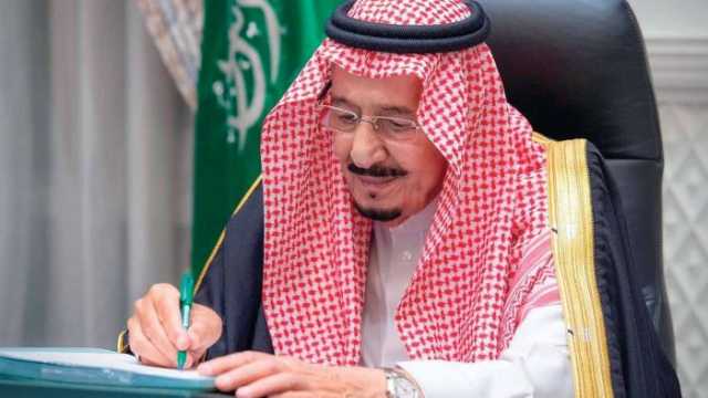 الملك سلمان يوافق على استضافة 1000 معتمر من جميع دول العالم