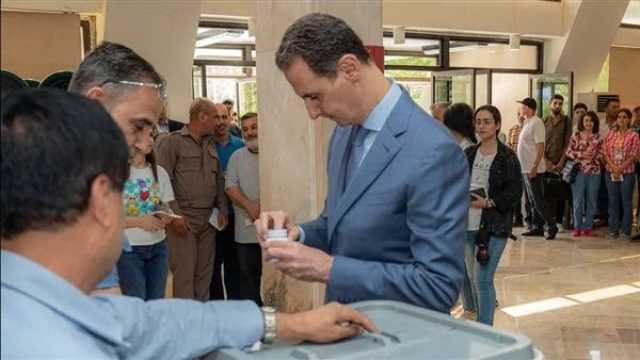 الرئيس السورى يدلى بصوته فى انتخابات أعضاء مجلس الشعب للدور التشريعى الرابع