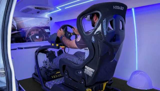 شرطة أبوظبي تدشن دورية 'التثقيف المروري' الرقمية