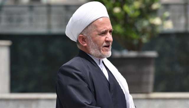طعن مفتي طاجيكستان أمام مسجد في دوشنبه