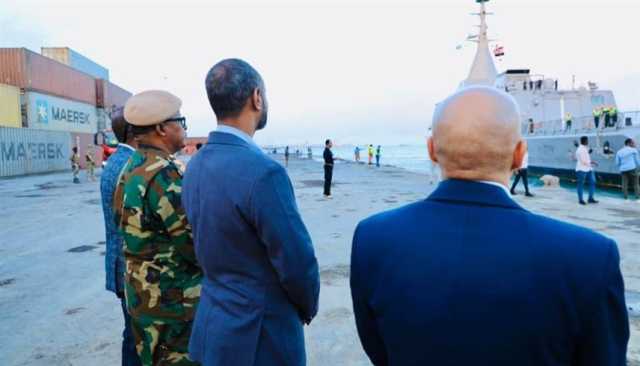 مسؤولون: مصر تسلم الصومال شحنة أسلحة ثانية