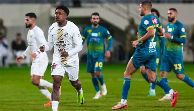 الاتحاد يتصدر الدوري السعودي بفوز مريح على العروبة