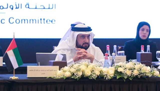 أحمد بن محمد يوجّه بتأسيس وإطلاق 'نادي النخبة' برؤيته الجديدة
