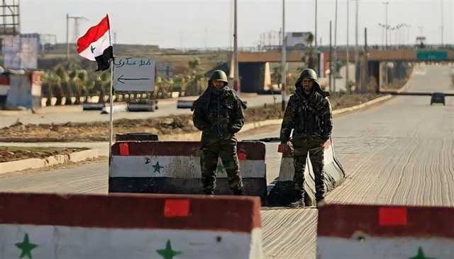 الجيش السوري ينفي الانسحاب من حماة