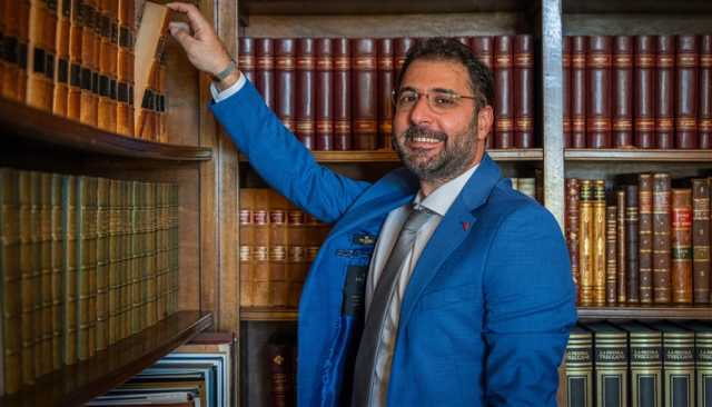 اللبناني محمد طرزي لـ24: اكتشفتُ الإرث العربي العميق في شرق أفريقيا