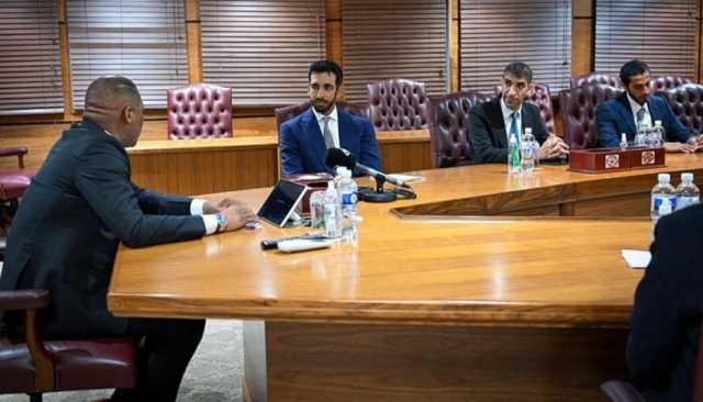 شخبوط بن نهيان يبحث مع رئيس بوتسوانا سبل تعزيز العلاقات