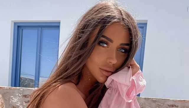 مؤثرة تقاضي جراح تجميل بسبب تشوه دائم أنهى مسيرتها