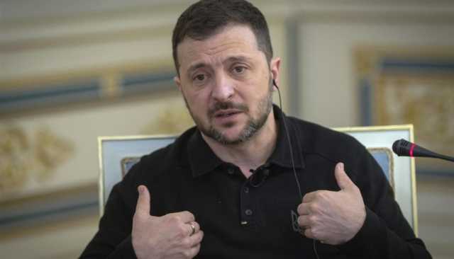 زيلينسكي يحدد شروطه لقبول خطة ترامب