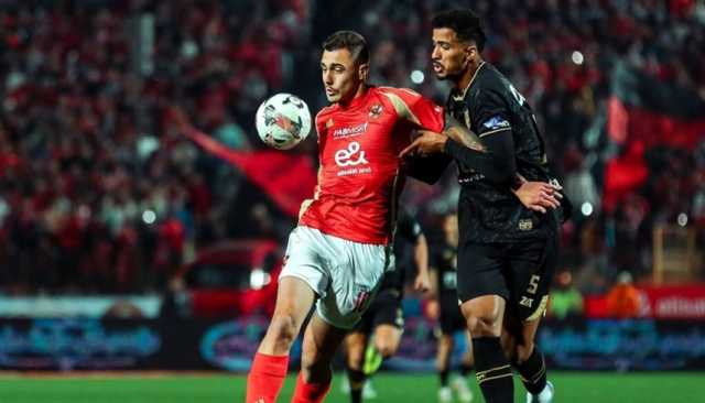 طاقم مصري يدير قمة الزمالك والأهلي