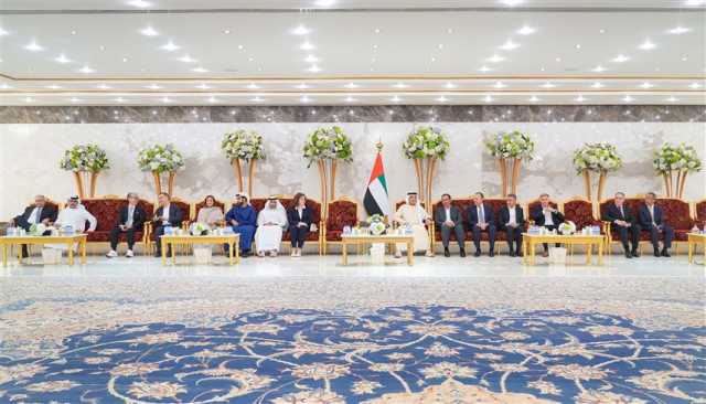 سعود بن صقر يستقبل المهنئين بشهر رمضان المبارك
