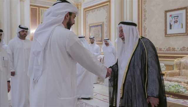 حاكم الشارقة يستقبل المهنئين بشهر رمضان المبارك في قصر البديع