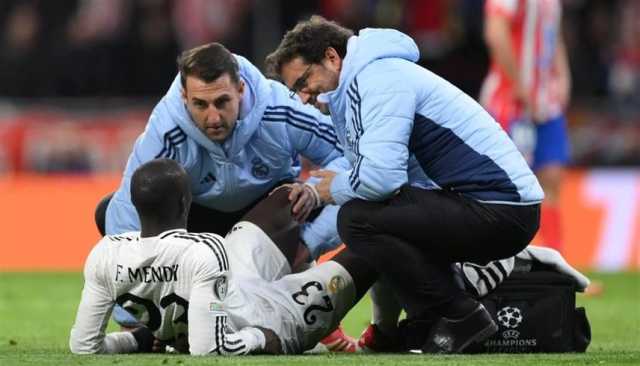 الإصابة تبعد ميندي عن ريال مدريد لـ4 أسابيع