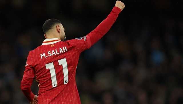 محمد صلاح يغازل أول ألقابه هذا الموسم