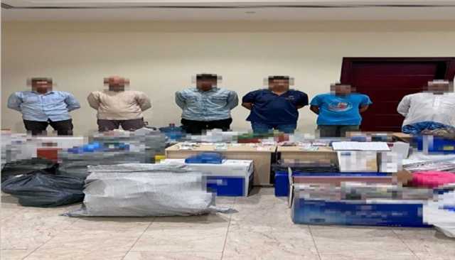 شرطة دبي تضبط 375 بائعاً جائلاً في النصف الأول من شهر رمضان
