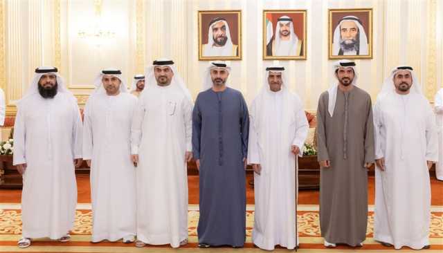 حمد الشرقي يستقبل المهنئين بشهر رمضان