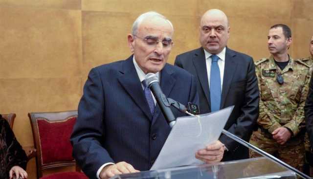 بطلب من سوريا.. تأجيل زيارة وزير الدفاع اللبناني إلى دمشق