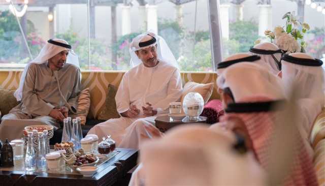 هزاع بن زايد يحضر مأدبة إفطار أقامها سعيد عيد الغفلي بمنزله في أبوظبي