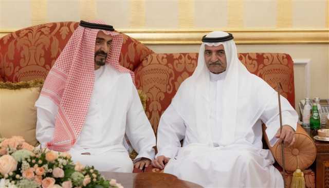 حاكم الفجيرة يواصل استقبال المهنئين بعيد الفطر