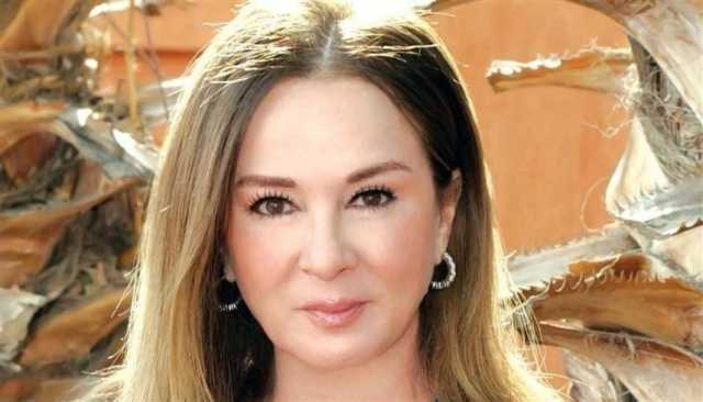 بسبب سرقة.. نجلاء فتحي تستغيث بوزيرة الثقافة