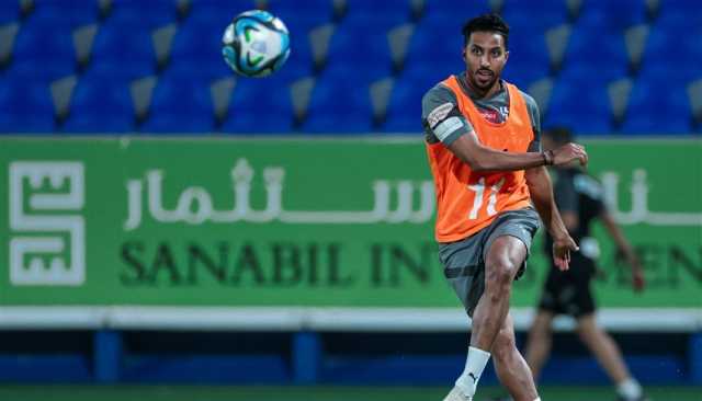 الدوسري ينافس على جائزة 'الأفضل' آسيوياً