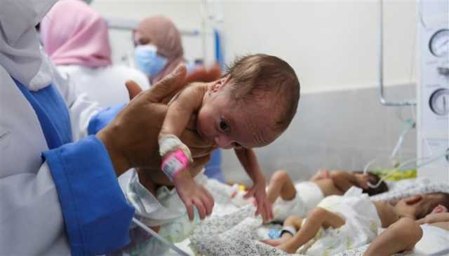 مأساة 'الأطفال الخدج'.. أم حزينة توجه رسالة إلى العالم