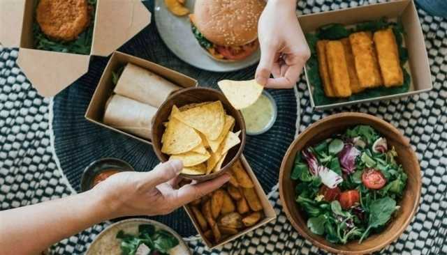 أهم 6 أسباب تجعلك جائعاً دائماً