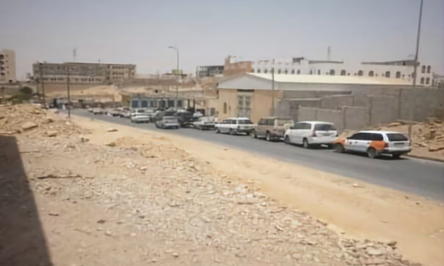 متظاهرون غاضبون في المهرة على انقطاع الكهرباء