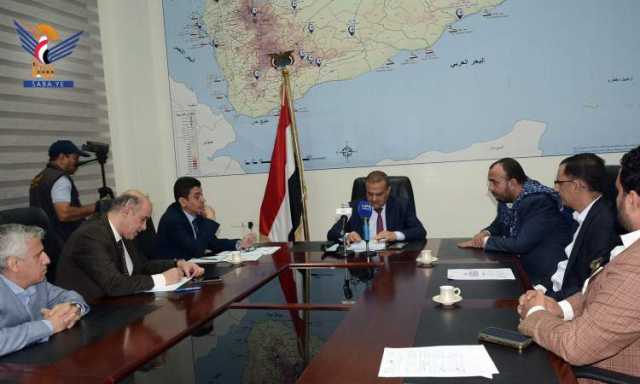 وزير النقل يطالب الامم المتحدة الوفاء بالتزاماتها تجاه ميناء الحديدة