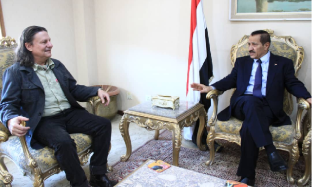 وزير الخارجية:خفض المساعدات الإنسانية زاد من معاناة المحتاجين