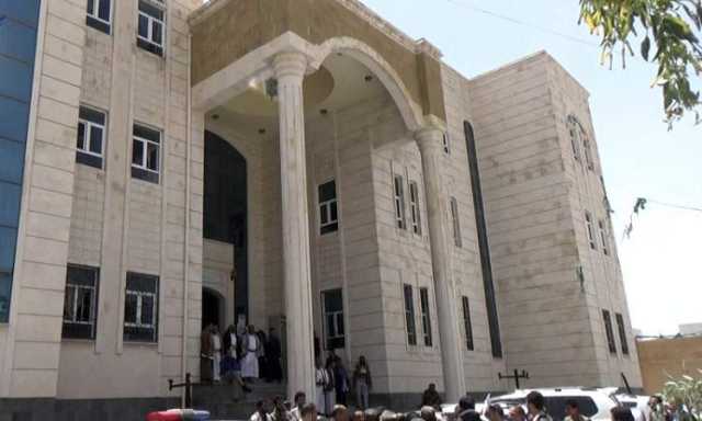 الإعدام والحبس لـ 32 مدانا بحيازة المخدرات والاتجار بها