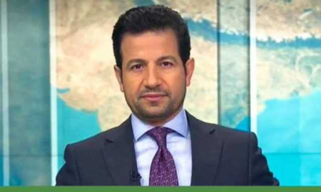 قناة الجزيرة توقف مذيع انفجر بكلمة حق عن غزة .. شاهد ماذا قال?