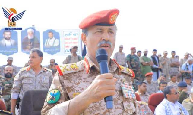 وزير الدفاع يحذر القوات الاجنبية من اي تحرك داعم للكيان في البحر