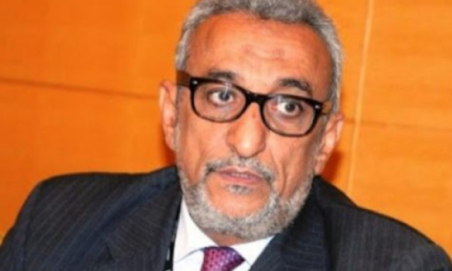 البحر الأحمر بحرا مغلقا 100%