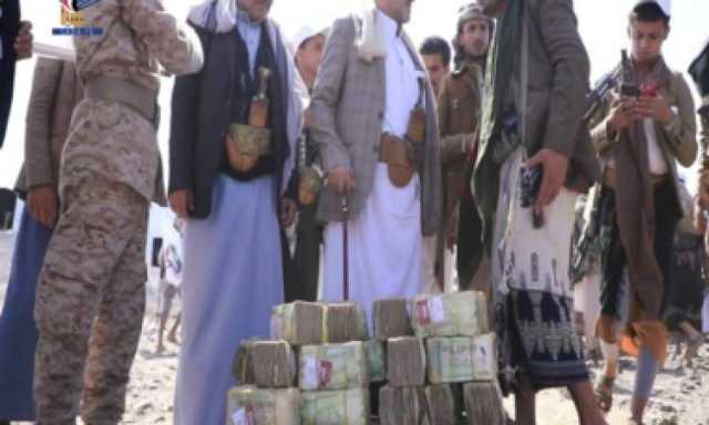 محافظة إب تسيّر قافلة بـ43 مليون ريال دعما للصاروخية والطيران المسيّر