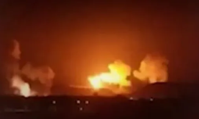 شهيد و6 جرحى بقصف طيران العدوان الامريكي البريطاني منزل أسرة بتعز