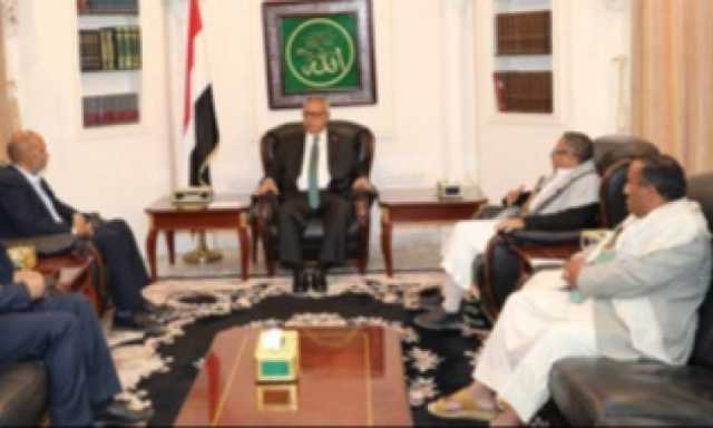 بن حبتور يطلع على تحضيرات المؤتمر الثاني فلسطين قضية الامة المركزية