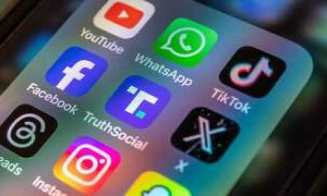 انقطاع واتس آب وإنستغرام في عدة دول حول العالم