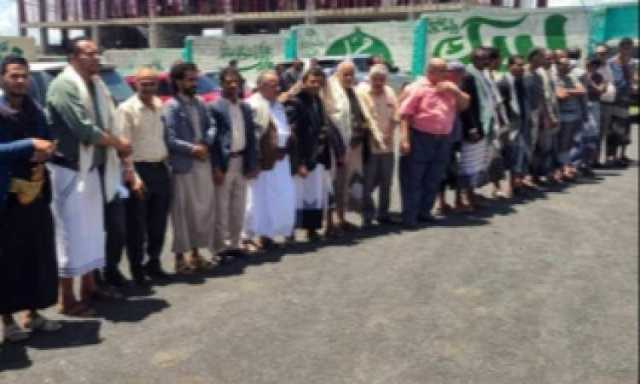 قائد الثورة يوجه باطلاق 11 اسير من الحجرية بتعز