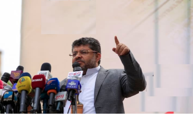 الحوثي يتوعد العدو الا مريكي بمفاجآت كبيرة