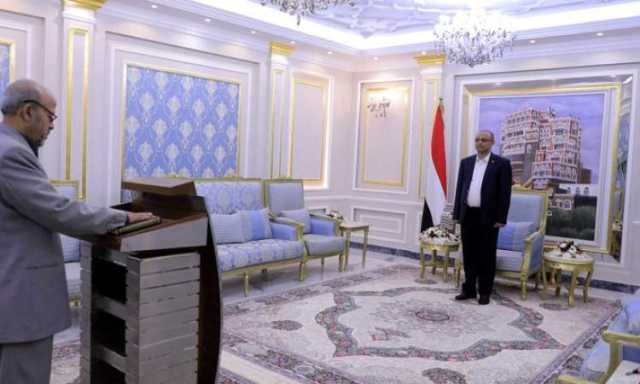 رئيس وأعضاء مجلس القضاء يؤدون اليمين القانونية أمام الرئيس المشاط