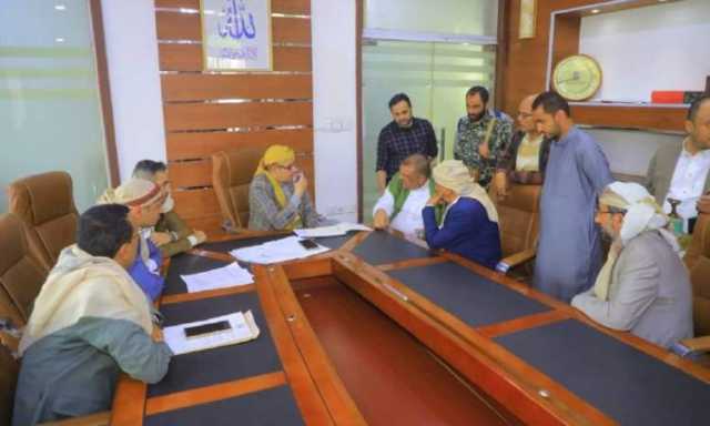 وزير الاقتصاد يلتقي المواطنين في اليوم المفتوح