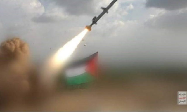 إعلام العدو : اليمنيون تمكنوا من فصل جبهتي إسرائيل وأمريكا وتمسّكوا بدعم غزة