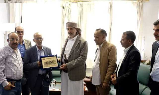 مناقشة أوجه التعاون بين وزارة النفط والمركز الوطني للوثائق