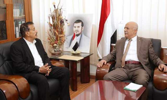 رئيس الوزراء يشيد بقيادة وكوادر جهاز الأمن والمخابرات