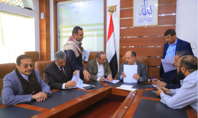 نائب وزير الاقتصاد يستقبل المواطنين خلال اليوم المفتوح