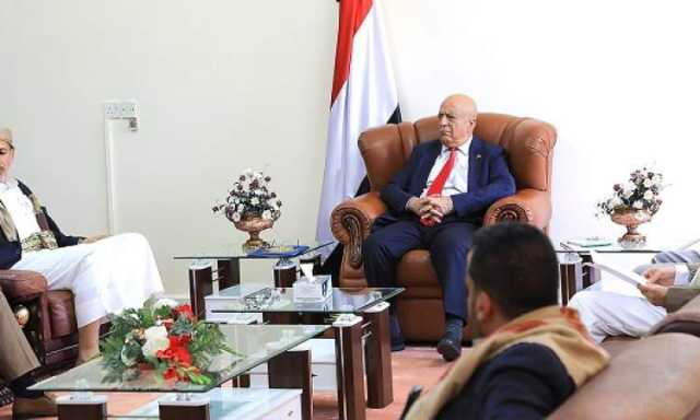 الرهوي يناقش مع وزيرا النفط والكهرباء الدور التكاملي لاستقرار خدمة الكهرباء