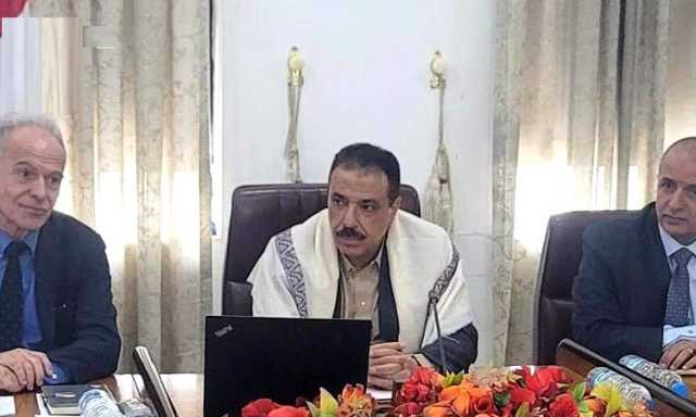 وزير الخارجية يؤكد أهمية الإلمام بقواعد القانون الدولي الإنساني